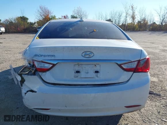 ✅ 2011 Hyundai Sonata GLS • VIN: 5NPEB4AC4BH065973 • Лот: 43568773. Опубликован ранее на IAAI с пробегом 253 353 миль. Бесплатный доступ к архиву аукционных продаж из США и подробный отчёт об истории автомобиля на DreamBid. Изображение 16.