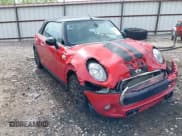 ✅ 2017 MINI Convertible Cooper S • VIN: WMWWG9C34H3C80967 • Lot: 42116110. Wystawiony na IAAI z przebiegiem 42 878 mil. Bezpłatny archiwum sprzedaży aukcyjnych z USA i szczegółowy raport historii pojazdu na DreamBid. Zdjęcie 1.