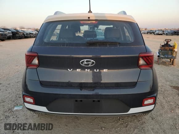 ✅ 2024 Hyundai Venue Limited • VIN: KMHRC8A37RU325834 • Lot: 46902095. Listed on Copart with 2,680 mi. Free auction sales archive from the USA and detailed vehicle history report at DreamBid. Image 6.