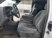 ✅ 2003 Chevrolet Silverado 2500HD LS • VIN: 1GCHC29U13E267442 • Лот: 51182565. Опубликован ранее на Copart с пробегом Не указан. Бесплатный доступ к архиву аукционных продаж из США и подробный отчёт об истории автомобиля на DreamBid. Изображение 7.