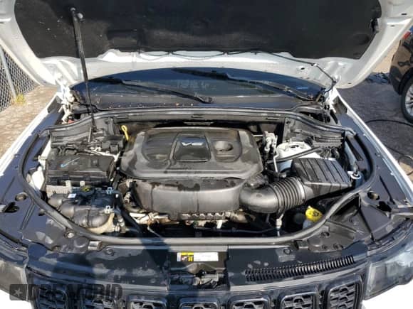 2018 Jeep Grand Cherokee Upland с VIN 1C4RJFAG4JC352663, выставлен на аукционе Copart как лот 71508925 с пробегом 103 974 миль миль и Чистый • Clean title. История ставок и продаж доступна на DreamBid. Изображение 12.