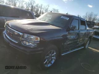 ✅ 2005 GMC Sierra Denali • VIN: 2GTEK63N551188181 • Lot: 43548845. Wystawiony na Copart z przebiegiem 2 417 198 mil. Bezpłatny archiwum sprzedaży aukcyjnych z USA i szczegółowy raport historii pojazdu na DreamBid. Zdjęcie 1.