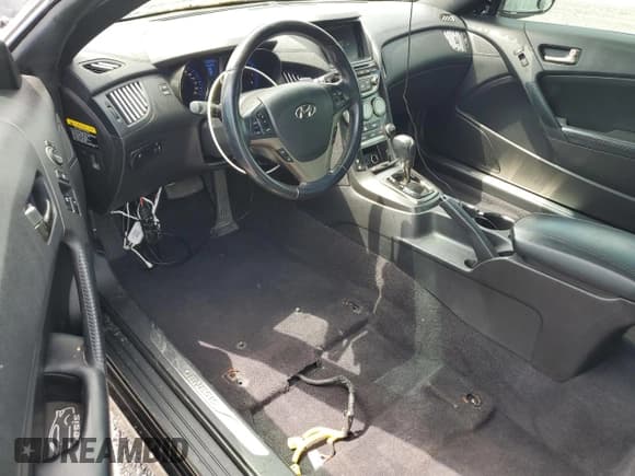 ✅ 2013 Hyundai Genesis Coupe R-Spec • VIN: KMHHT6KDXDU083153 • Lot: 62513615. Wystawiony na Copart z przebiegiem 145 932 mil. Bezpłatny archiwum sprzedaży aukcyjnych z USA i szczegółowy raport historii pojazdu na DreamBid. Zdjęcie 8.