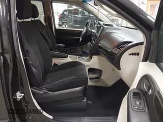 ✅ 2016 Dodge Grand Caravan SXT • VIN: 2C4RDGCG9GR225367 • Лот: 43688013. Опубликован ранее на IAAI с пробегом 61 256 миль. Бесплатный доступ к архиву аукционных продаж из США и подробный отчёт об истории автомобиля на DreamBid. Изображение 5.