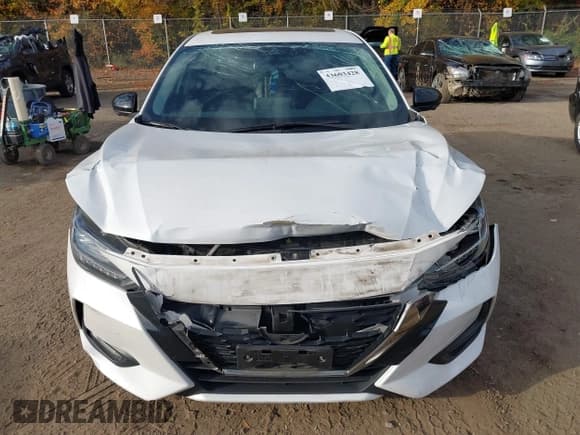 ✅ 2020 Nissan Sentra SR • VIN: 3N1AB8DV9LY274698 • Lot: 43603428. Listed on IAAI with 89,485 mi. Free auction sales archive from the USA and detailed vehicle history report at DreamBid. Image 12.