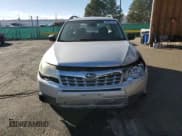 ✅ 2011 Subaru Forester X • VIN: JF2SHBBC0BH763615 • Lot: 90868115. Wystawiony na Copart z przebiegiem 99 734 mil. Bezpłatny archiwum sprzedaży aukcyjnych z USA i szczegółowy raport historii pojazdu na DreamBid. Zdjęcie 5.