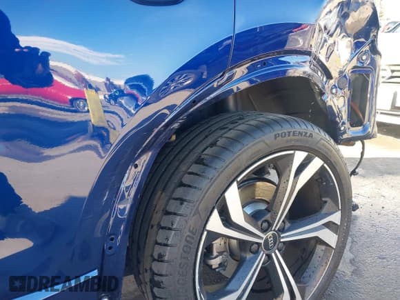 ✅ 2024 Audi Q3 S line Premium Plus • VIN: WA1EECF36R1155177 • Lot: 43852010. Listed on IAAI with 6,142 mi. Free auction sales archive from the USA and detailed vehicle history report at DreamBid. Image 22.