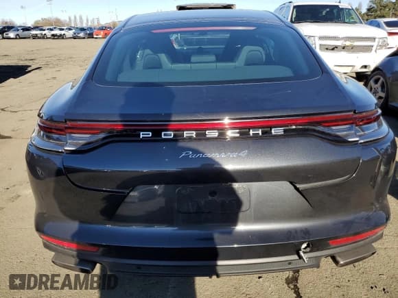 ✅ 2021 Porsche Panamera • VIN: WP0AJ2A71ML113033 • Лот: 38125354. Опубликован ранее на Copart с пробегом Не указан. Бесплатный доступ к архиву аукционных продаж из США и подробный отчёт об истории автомобиля на DreamBid. Изображение 6.
