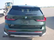 ✅ 2023 BMW X1 xDrive28i • VIN: WBX73EF04P5X48969 • Lot: 42808750. Wystawiony na IAAI z przebiegiem 33 473 mil. Bezpłatny archiwum sprzedaży aukcyjnych z USA i szczegółowy raport historii pojazdu na DreamBid. Zdjęcie 17.