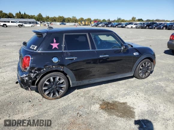 ✅ 2020 MINI Hardtop 4 Door Cooper S • VIN: WMWXU9C02L2M14745 • Lot: 81972695. Listed on Copart with 53,082 mi. Free auction sales archive from the USA and detailed vehicle history report at DreamBid. Image 3.