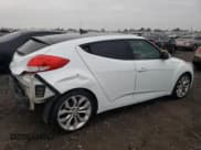✅ 2013 Hyundai Veloster w/Black Int • VIN: KMHTC6AD7DU135608 • Lot: 86311894. Wystawiony na Copart z przebiegiem 157 159 mil. Bezpłatny archiwum sprzedaży aukcyjnych z USA i szczegółowy raport historii pojazdu na DreamBid. Zdjęcie 3.