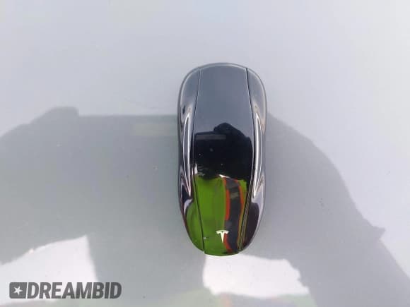 ✅ 2021 Tesla Model 3 Performance • VIN: 5YJ3E1EC1MF000961 • Lot: 42110524. Wystawiony na IAAI z przebiegiem 31 890 mil. Bezpłatny archiwum sprzedaży aukcyjnych z USA i szczegółowy raport historii pojazdu na DreamBid. Zdjęcie 11.