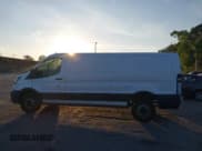 ✅ 2020 Ford Transit Cargo • VIN: 1FTBR1Y81LKB45460 • Lot: 41496961. Wystawiony na IAAI z przebiegiem 45 534 mil. Bezpłatny archiwum sprzedaży aukcyjnych z USA i szczegółowy raport historii pojazdu na DreamBid. Zdjęcie 14.