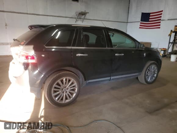 ✅ 2013 Lincoln MKX • VIN: 2LMDJ6JKXDBL36373 • Lot: 82175375. Listed on Copart with 142,290 mi. Free auction sales archive from the USA and detailed vehicle history report at DreamBid. Image 3.