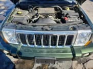 ✅ 2007 Jeep Commander Limited • VIN: 1J8HG58P77C550598 • Lot: 85394115. Listed on Copart with 200,685 mi. Free auction sales archive from the USA and detailed vehicle history report at DreamBid. Image 12.