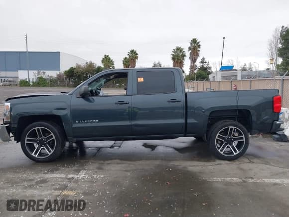 ✅ 2017 Chevrolet Silverado 1500 LS • VIN: 3GCPCNEC5HG320248 • Лот: 41198456. Опубликован ранее на IAAI с пробегом 59 094 миль. Бесплатный доступ к архиву аукционных продаж из США и подробный отчёт об истории автомобиля на DreamBid. Изображение 14.