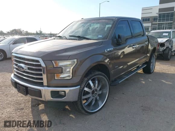 ✅ 2016 Ford F-150 XLT • VIN: 1FTEW1CP2GKE23454 • Lot: 43442030. Listed on IAAI with 221,262 mi. Free auction sales archive from the USA and detailed vehicle history report at DreamBid. Image 18.