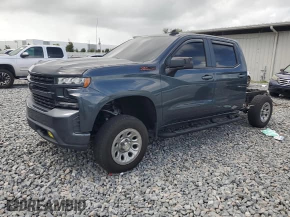 ✅ 2020 Chevrolet Silverado 1500 RST • VIN: 3GCUYEED1LG246154 • Lot: 84869655. Listed on Copart with 26,864 mi. Free auction sales archive from the USA and detailed vehicle history report at DreamBid. Image 1.