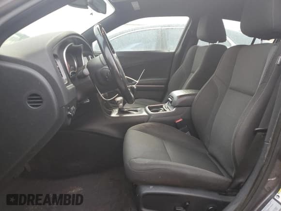 ✅ 2017 Dodge Charger SXT • VIN: 2C3CDXHG1HH562268 • Lot: 69436785. Wystawiony na Copart z przebiegiem 139 694 mil. Bezpłatny archiwum sprzedaży aukcyjnych z USA i szczegółowy raport historii pojazdu na DreamBid. Zdjęcie 7.