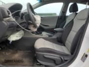 ✅ 2017 Hyundai Ioniq Blue • VIN: KMHC65LC4HU022081 • Lot: 46583135. Wystawiony na Copart z przebiegiem 171 912 mil. Bezpłatny archiwum sprzedaży aukcyjnych z USA i szczegółowy raport historii pojazdu na DreamBid. Zdjęcie 7.