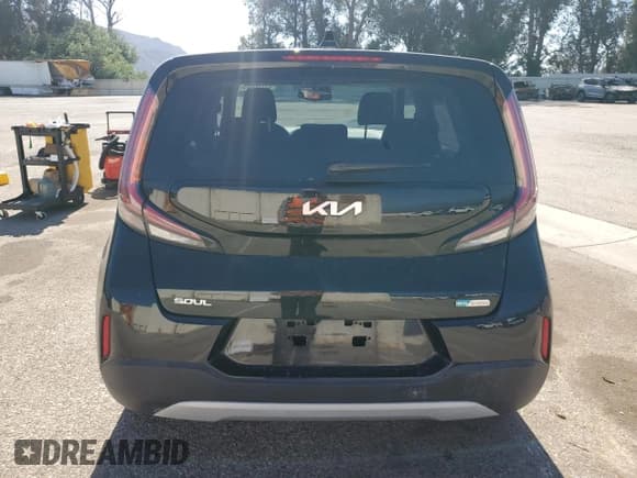 ✅ 2023 Kia Soul EX • VIN: KNDJ33AUXP7850461 • Lot: 85706405. Listed on Copart with 37,981 mi. Free auction sales archive from the USA and detailed vehicle history report at DreamBid. Image 6.