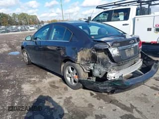 ✅ 2014 Chevrolet Cruze 1LT • VIN: 1G1PC5SB3E7349727 • Lot: 43571475. Listed on IAAI with 121,700 mi. Free auction sales archive from the USA and detailed vehicle history report at DreamBid. Image 3.