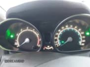 ✅ 2014 Ford Fiesta SE • VIN: 3FADP4EJ7EM121480 • Lot: 43777218. Wystawiony na IAAI z przebiegiem Nie podano. Bezpłatny archiwum sprzedaży aukcyjnych z USA i szczegółowy raport historii pojazdu na DreamBid. Zdjęcie 7.