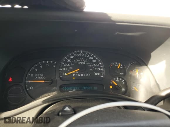 ✅ 2006 Chevrolet Suburban LT • VIN: 3GNEC16Z06G115945 • Лот: 44770155. Опубликован ранее на Copart с пробегом 197 979 миль. Бесплатный доступ к архиву аукционных продаж из США и подробный отчёт об истории автомобиля на DreamBid. Изображение 9.