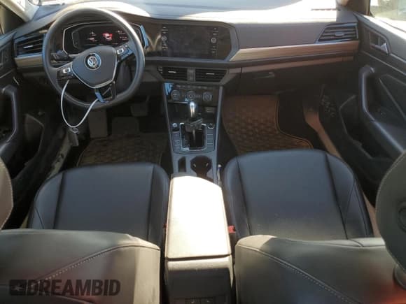 ✅ 2020 Volkswagen Jetta SEL • VIN: 3VWEB7BU4LM071211 • Lot: 81034514. Wystawiony na Copart z przebiegiem 76 352 mil. Bezpłatny archiwum sprzedaży aukcyjnych z USA i szczegółowy raport historii pojazdu na DreamBid. Zdjęcie 8.