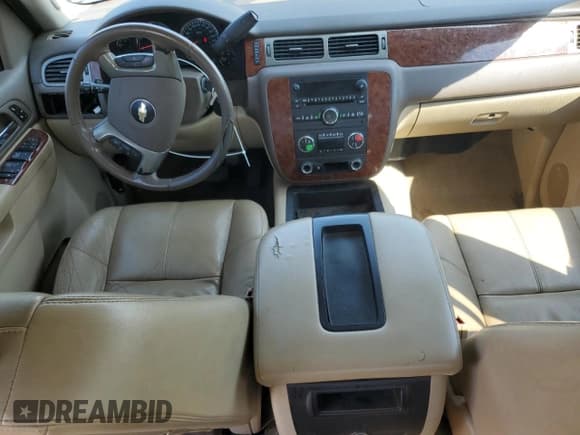 ✅ 2010 Chevrolet Silverado 1500 LTZ • VIN: 3GCRKTE30AG104930 • Лот: 80750465. Опубликован ранее на Copart с пробегом 166 613 миль. Бесплатный доступ к архиву аукционных продаж из США и подробный отчёт об истории автомобиля на DreamBid. Изображение 8.