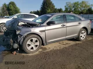 ✅ 2016 Ford Police Interceptor • VIN: 1FAHP2L85GG120332 • Lot: 55088185. Wystawiony na Copart z przebiegiem 64 361 mil. Bezpłatny archiwum sprzedaży aukcyjnych z USA i szczegółowy raport historii pojazdu na DreamBid. Zdjęcie 1.