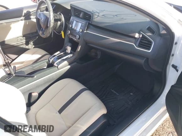 ✅ 2021 Honda Civic LX • VIN: 19XFC2F66ME200872 • Lot: 43809995. Listed on IAAI with 32,340 mi. Free auction sales archive from the USA and detailed vehicle history report at DreamBid. Image 5.