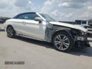 ✅ 2019 Mercedes-Benz C 300 • VIN: WDDWK8DB4KF796515 • Lot: 57394145. Wystawiony na Copart z przebiegiem 21 854 mil. Bezpłatny archiwum sprzedaży aukcyjnych z USA i szczegółowy raport historii pojazdu na DreamBid. Zdjęcie 4.