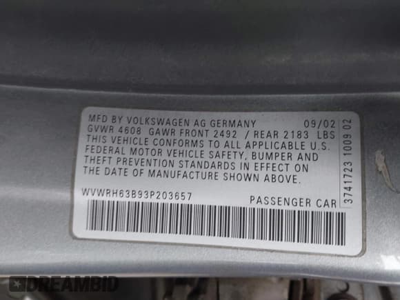 ✅ 2003 Volkswagen Passat GLX • VIN: WVWRH63B93P203657 • Lot: 41926224. Listed on IAAI with 124,125 mi. Free auction sales archive from the USA and detailed vehicle history report at DreamBid. Image 9.