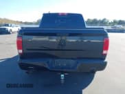 ✅ 2018 Ram 1500 Big Horn • VIN: 1C6RR6LT6JS245355 • Lot: 43707329. Wystawiony na IAAI z przebiegiem Nie podano. Bezpłatny archiwum sprzedaży aukcyjnych z USA i szczegółowy raport historii pojazdu na DreamBid. Zdjęcie 16.