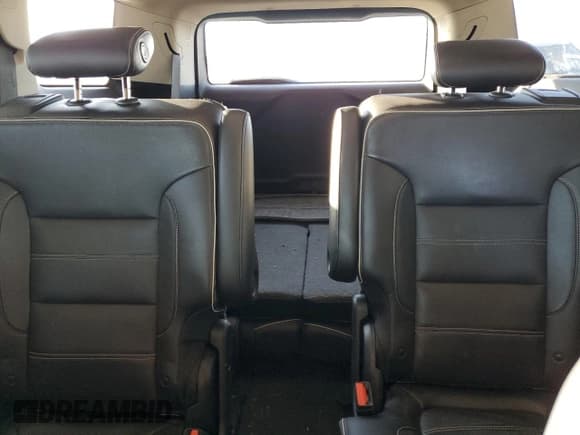 ✅ 2019 GMC Acadia Denali • VIN: 1GKKNXLS0KZ114499 • Lot: 90855975. Listed on Copart with 116,188 mi. Free auction sales archive from the USA and detailed vehicle history report at DreamBid. Image 10.