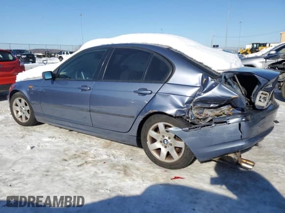 ✅ 2005 BMW 3 Series 325i • VIN: WBAEV33485KW20501 • Lot: 89820405. Wystawiony na Copart z przebiegiem 229 202 mil. Bezpłatny archiwum sprzedaży aukcyjnych z USA i szczegółowy raport historii pojazdu na DreamBid. Zdjęcie 2.