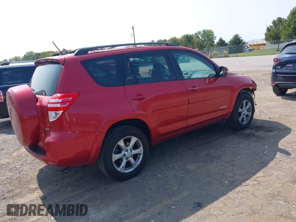 ✅ 2011 Toyota RAV4 Limited • VIN: 2T3DF4DV6BW134944 • Лот: 43145076. Опубликован ранее на IAAI с пробегом 109 950 миль. Бесплатный доступ к архиву аукционных продаж из США и подробный отчёт об истории автомобиля на DreamBid. Изображение 4.