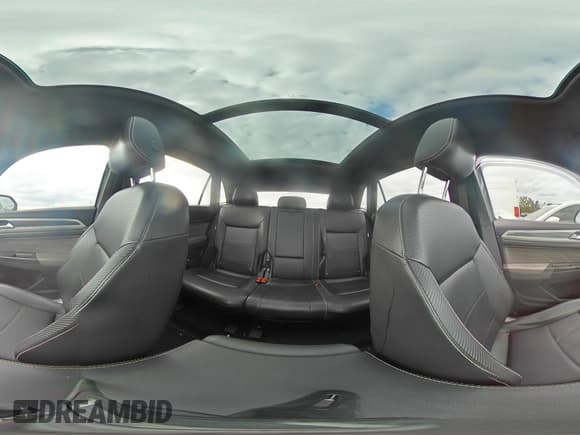 ✅ 2022 Volkswagen Atlas SEL R-Line • VIN: 1V2SE2CA7NC212280 • Lot: 73205434. Wystawiony na Copart z przebiegiem 64 055 mil. Bezpłatny archiwum sprzedaży aukcyjnych z USA i szczegółowy raport historii pojazdu na DreamBid. Zdjęcie 13.