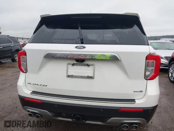 ✅ 2020 Ford Explorer Platinum • VIN: 1FM5K8HC3LGD16044 • Lot: 43529480. Wystawiony na IAAI z przebiegiem 70 677 mil. Bezpłatny archiwum sprzedaży aukcyjnych z USA i szczegółowy raport historii pojazdu na DreamBid. Zdjęcie 16.