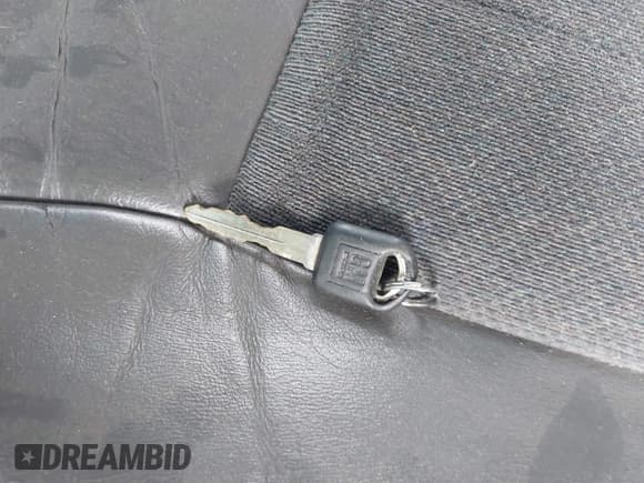 ✅ 2001 Chevrolet Venture LT • VIN: 1GNDX13E31D290276 • Lot: 41010367. Listed on IAAI with 133,940 mi. Free auction sales archive from the USA and detailed vehicle history report at DreamBid. Image 11.