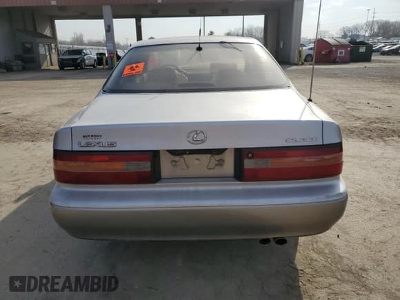 ✅ 1995 Lexus ES 300 • VIN: JT8GK13T4S0106988 • Lot: 48796715. Wystawiony na Copart z przebiegiem Nie podano. Bezpłatny archiwum sprzedaży aukcyjnych z USA i szczegółowy raport historii pojazdu na DreamBid. Zdjęcie 6.