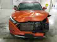 2017 Hyundai Tucson Sport z VIN KM8J3CA21HU424638, wystawiony jako Copart lot #80035895 z przebiegiem 102 672 mil mil oraz Szkoda całkowita • Salvage title. Historia ofert i sprzedaży dostępna na DreamBid. Obrazek 5.