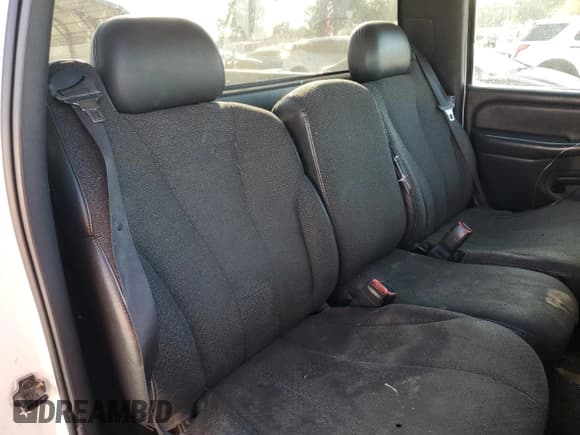 ✅ 1999 Chevrolet Silverado 1500 • VIN: 1GCEC14W0XE122744 • Lot: 82509595. Listed on Copart with 388,607 mi. Free auction sales archive from the USA and detailed vehicle history report at DreamBid. Image 10.