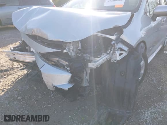 ✅ 2024 Toyota Corolla LE • VIN: 5YFB4MDEXRP108865 • Lot: 43606482. Wystawiony na IAAI z przebiegiem 37 176 mil. Bezpłatny archiwum sprzedaży aukcyjnych z USA i szczegółowy raport historii pojazdu na DreamBid. Zdjęcie 18.