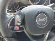 ✅ 2020 Jeep Cherokee Latitude • VIN: 1C4PJLCB6LD624134 • Lot: 43240447. Wystawiony na IAAI z przebiegiem 107 712 mil. Bezpłatny archiwum sprzedaży aukcyjnych z USA i szczegółowy raport historii pojazdu na DreamBid. Zdjęcie 11.