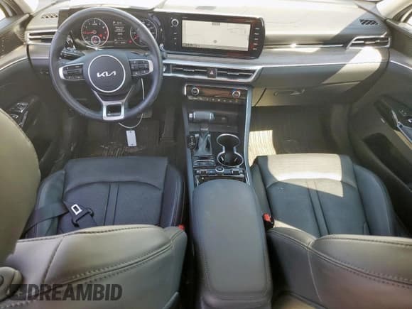 ✅ 2023 Kia K5 EX • VIN: 5XXG34J21PG194155 • Lot: 84572605. Listed on Copart with 26,095 mi. Free auction sales archive from the USA and detailed vehicle history report at DreamBid. Image 8.