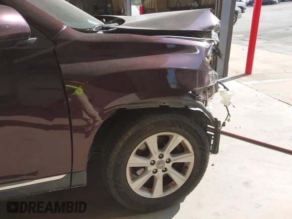 ✅ 2012 Toyota Highlander • VIN: 5TDBK3EH8CS122996 • Лот: 43269181. Опубликован ранее на IAAI с пробегом 168 698 миль. Бесплатный доступ к архиву аукционных продаж из США и подробный отчёт об истории автомобиля на DreamBid. Изображение 20.