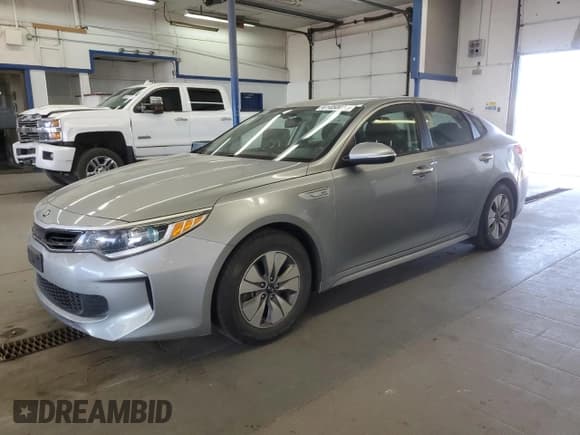 ✅ 2017 Kia Optima • VIN: KNAGT4LE6H5019197 • Lot: 61450035. Wystawiony na Copart z przebiegiem 121 825 mil. Bezpłatny archiwum sprzedaży aukcyjnych z USA i szczegółowy raport historii pojazdu na DreamBid. Zdjęcie 1.