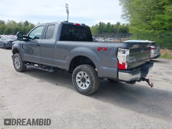 ✅ 2022 Ford F-250 XL • VIN: 1FT7X2B65NEF71467 • Lot: 42193888. Wystawiony na IAAI z przebiegiem 12 794 mil. Bezpłatny archiwum sprzedaży aukcyjnych z USA i szczegółowy raport historii pojazdu na DreamBid. Zdjęcie 3.